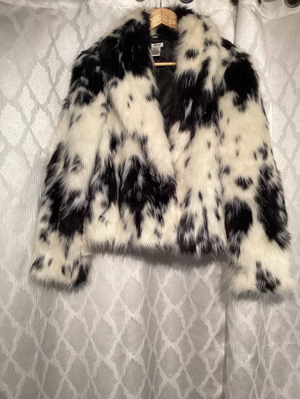 FRIENDS Black & White Spotted Faux Fur Cropped Jacket